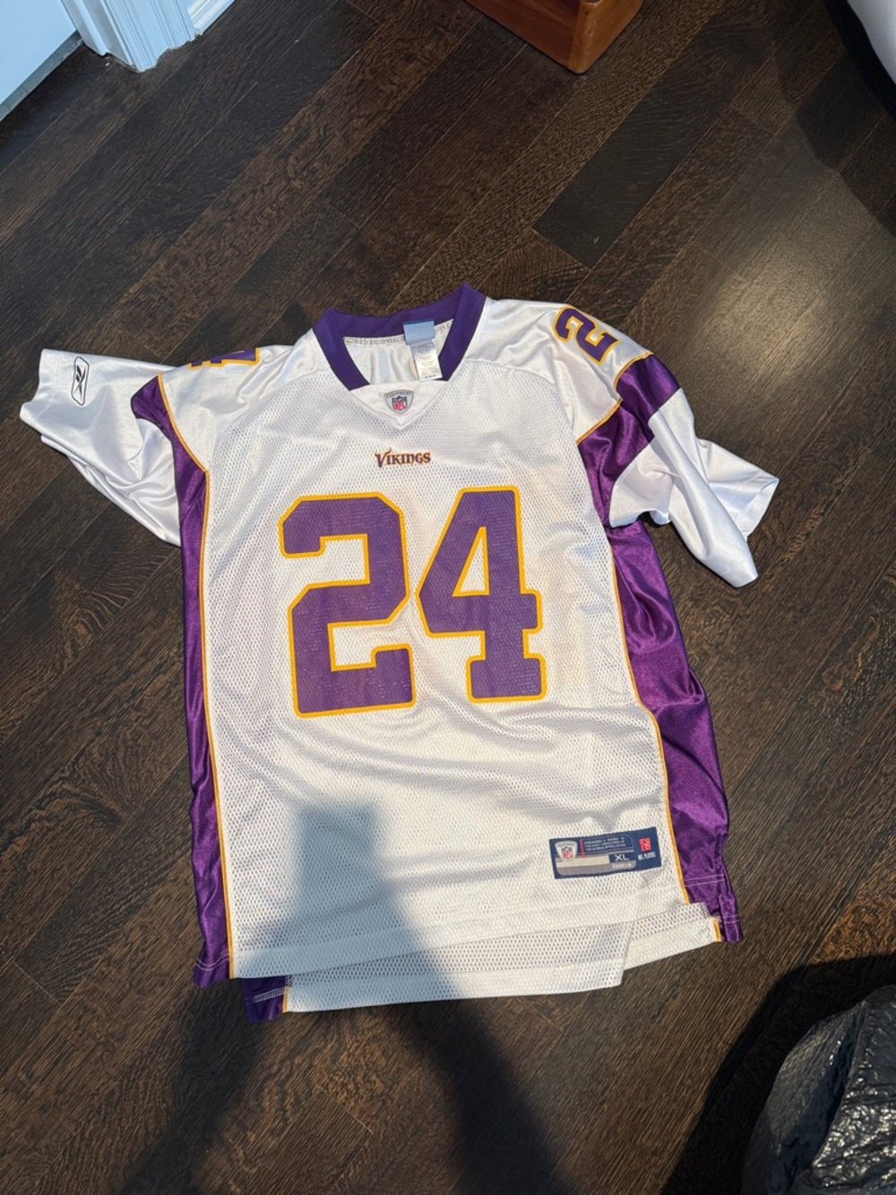 Vikings jersey #24